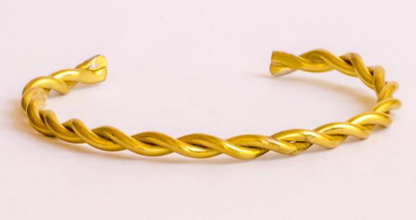 Revolution - Twisted Brass Wire Cuff