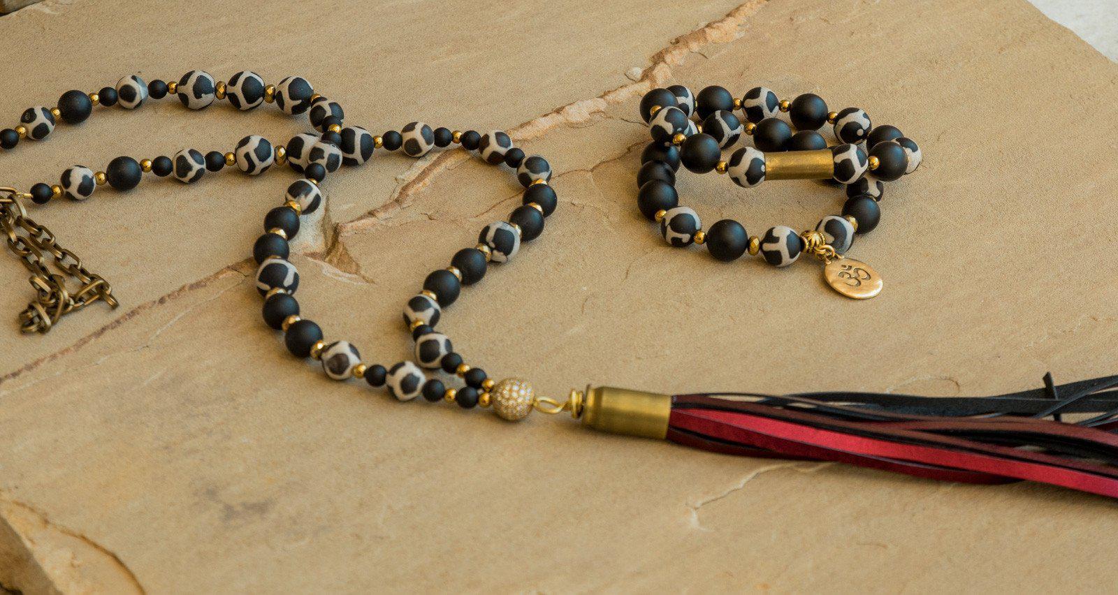 Tibetan Agate Matte Black Wine Tassel Necklace