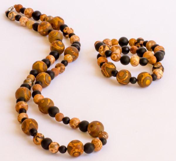 Zion - Matte Tibetan Agate Black Onyx Necklace